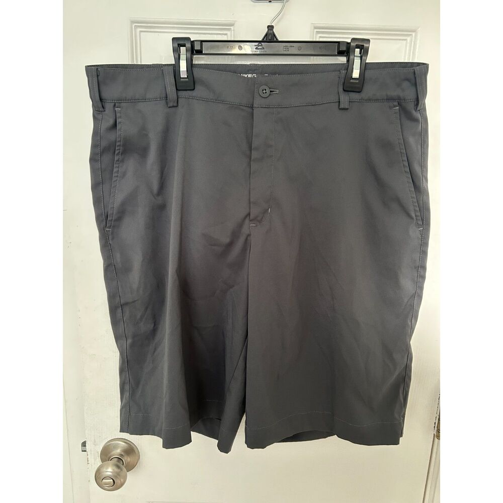 Nike Golf Men's Shorts Size 34 Gray